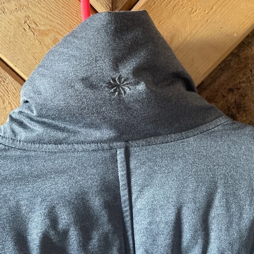 Athleta limber convertible